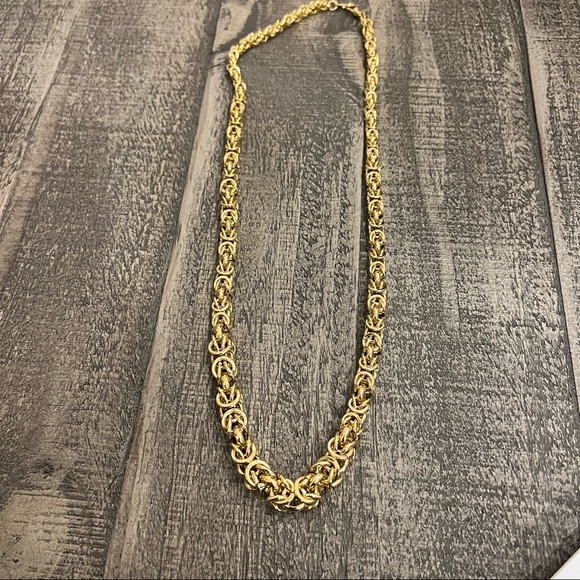 Byzantine Graduated Necklace. Gold tone long statement necklace - Picture 2 of 6